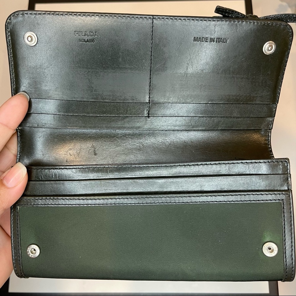 Prada Green and Black Wallet - Picture 9 of 12